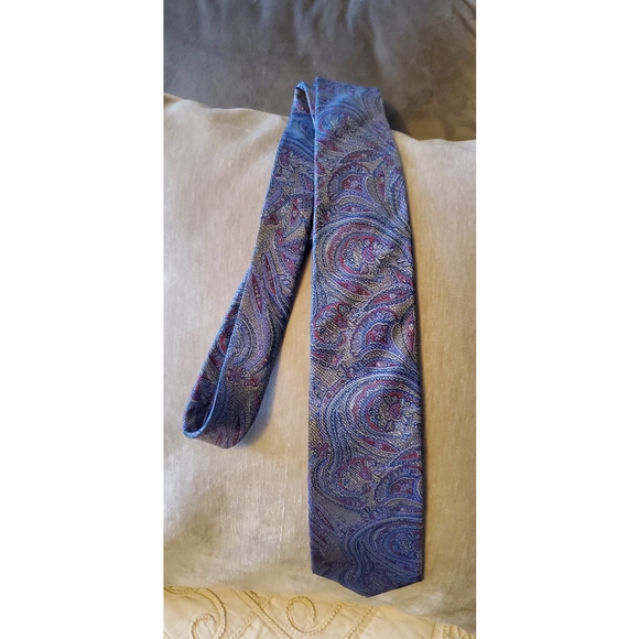 Vintage Givenchy Paisley Tie - Picture 6 of 7